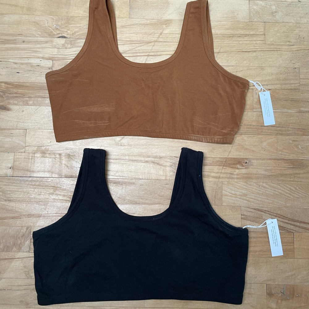 TWO ARQ FULL BRAS - only tried on, size 3x and 4x